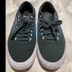 Vans pro Chima Ferguson skate shoes